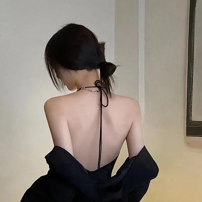 灵探特莱丝海报